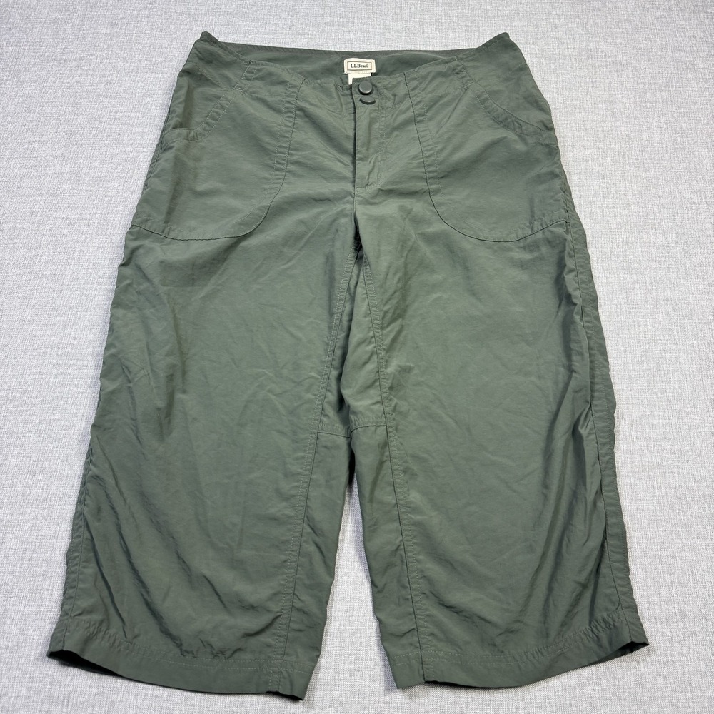 L.L. Bean Capri Hiking Pants Womens 10 REG Green Nylon Lightweight Pockets Zip